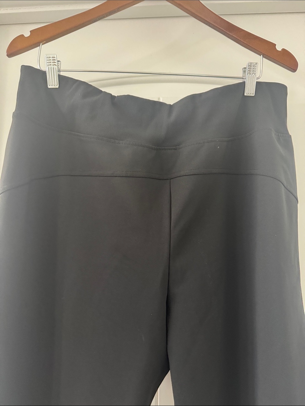 Woman’s Avia Black Performance Jogger Pants with pockets - Picture 6 of 8
